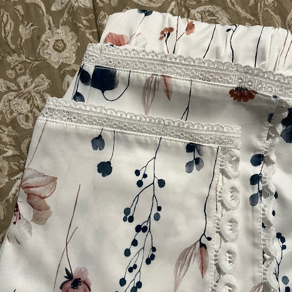 Amazon Drawstring Pants - Picture 4 of 4